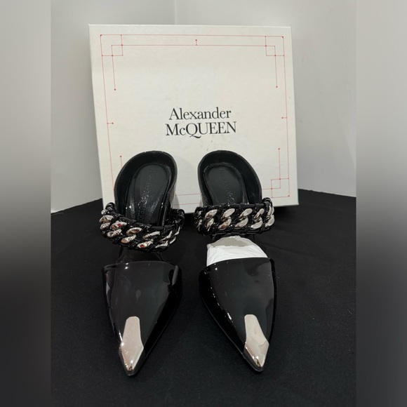 Alexander McQueen Women's Punk Pointed Toe Mule Black Silver - Picture 1 of 10